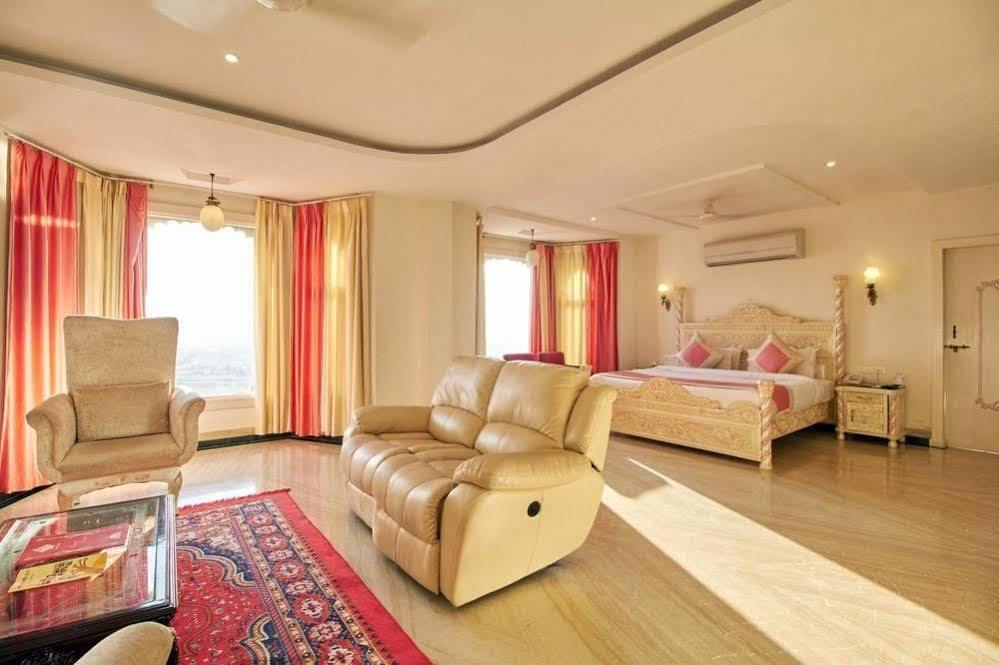 ภัยราพครห์ รีสอร์ต Hotel อุเดเปอร์ ภายนอก รูปภาพ