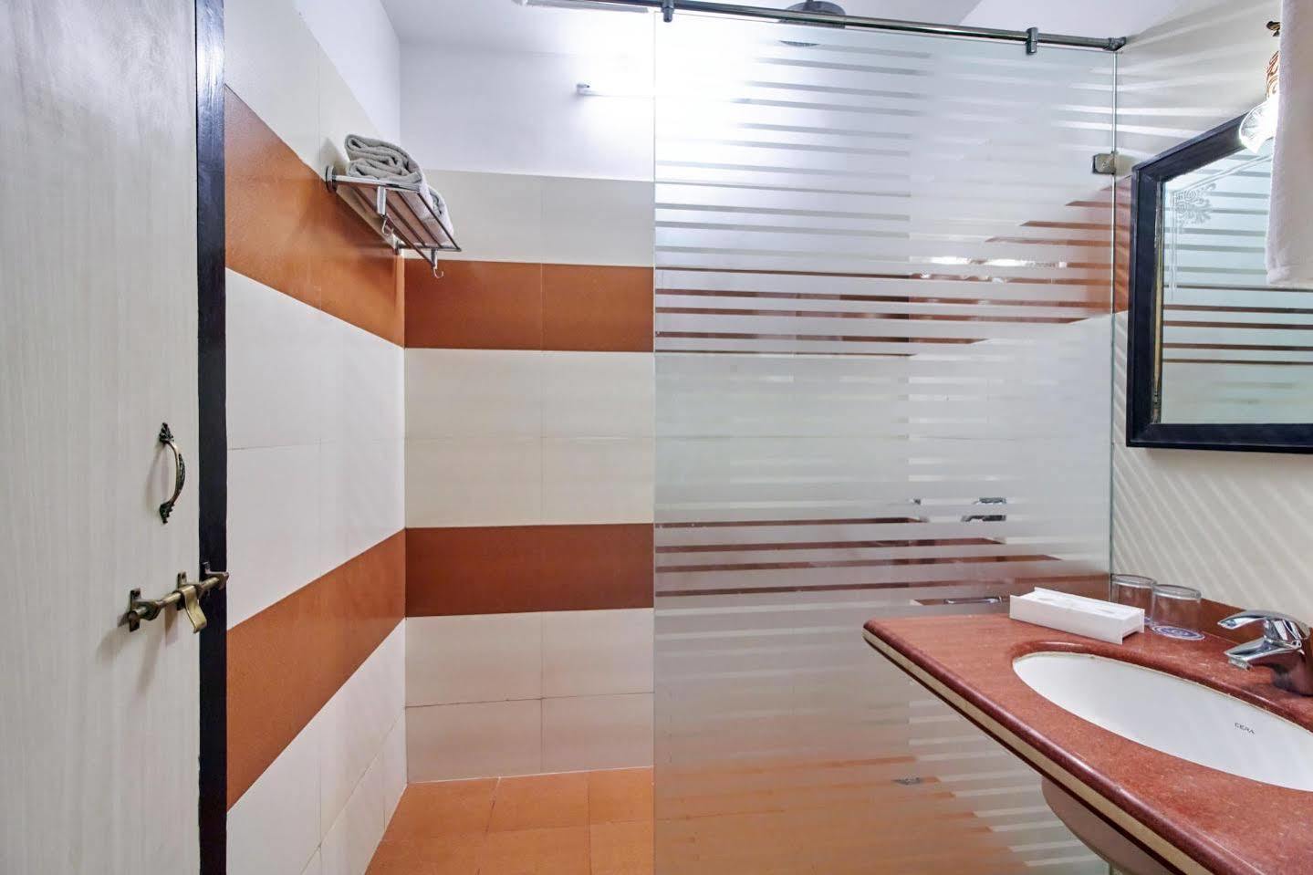 ภัยราพครห์ รีสอร์ต Hotel อุเดเปอร์ ภายนอก รูปภาพ